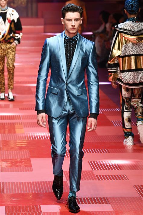 dolce gabbana men spring summer 2018|Dolce & Gabbana Spring 2018 Menswear Collection .